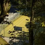 Kosmopolitan Apartment
