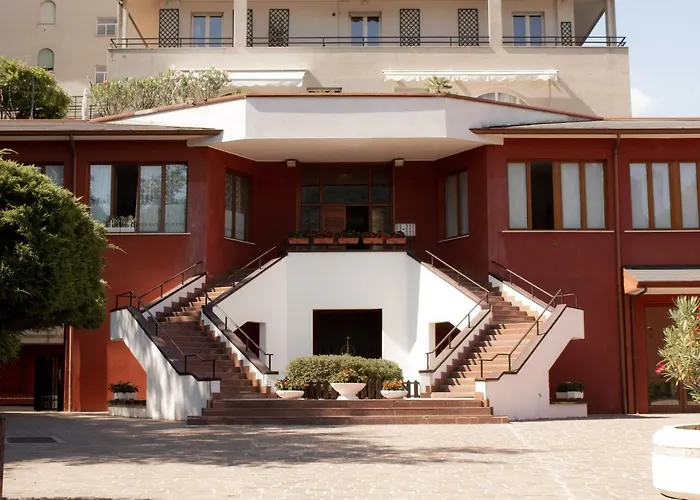Kosmopolitan Apartman *